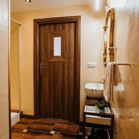 Shahrazad Apartment *